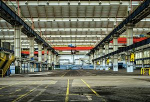 The Role of a Trading Company vs. a Factory in Global Trade